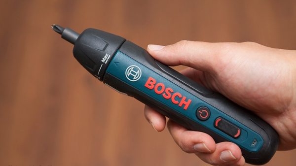 Bosch Go 2 Máy vặn vít dùng pin 3.6V (kèm 32 mũi vít)